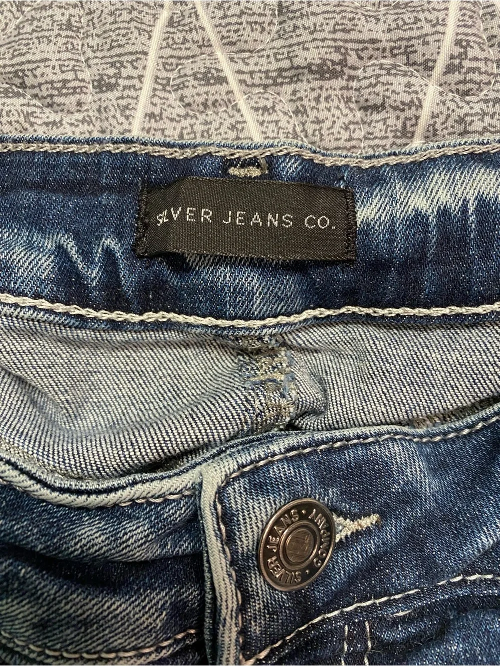 Silver Jeans Classic Distressed Women’s Jeans - Blue